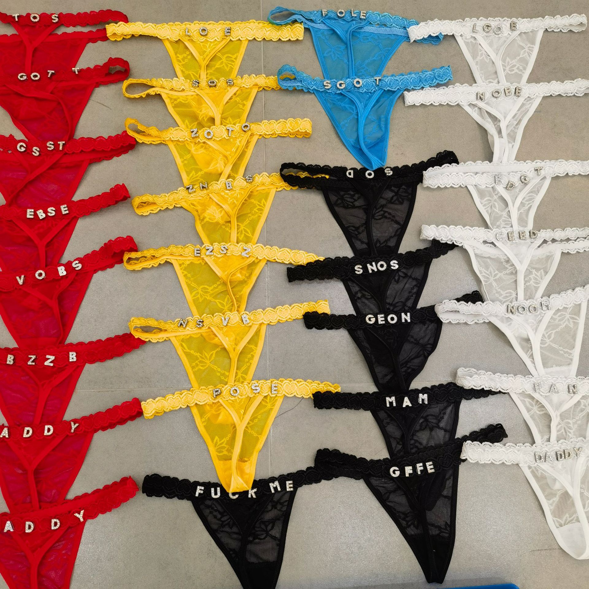 Customize Thongs Crystal Name  - đánh giá và giá Body Jewelry For You
