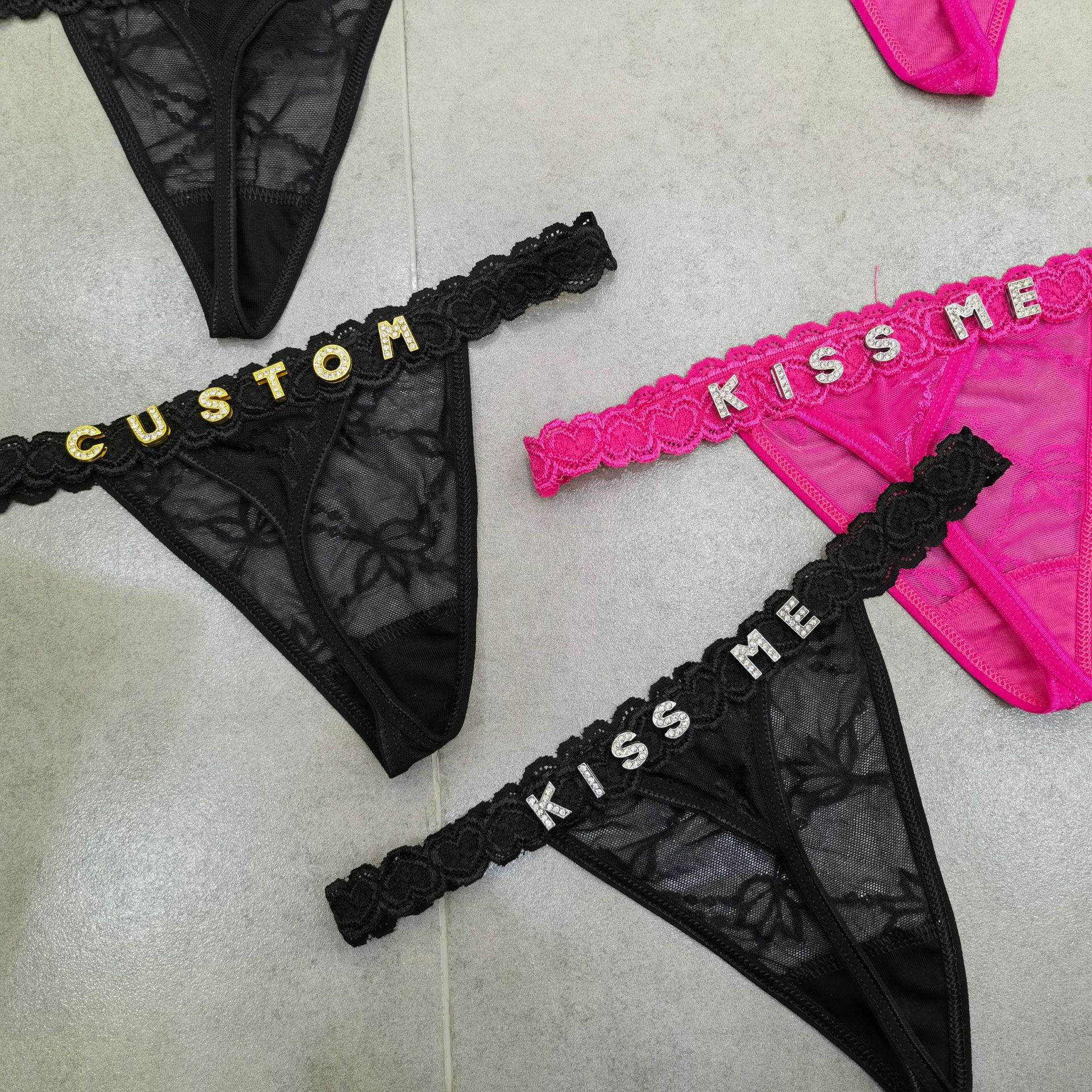 Customize Thongs Crystal Name  - đánh giá và giá Body Jewelry For You